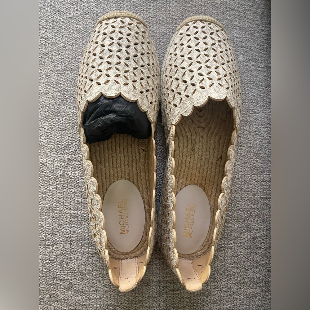 MICHAEL Michael Kors “Alexis” Perforated Logo Espadrille 7.5M in Ecru